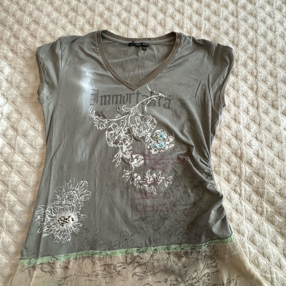 Floral Embellished Gray Top
